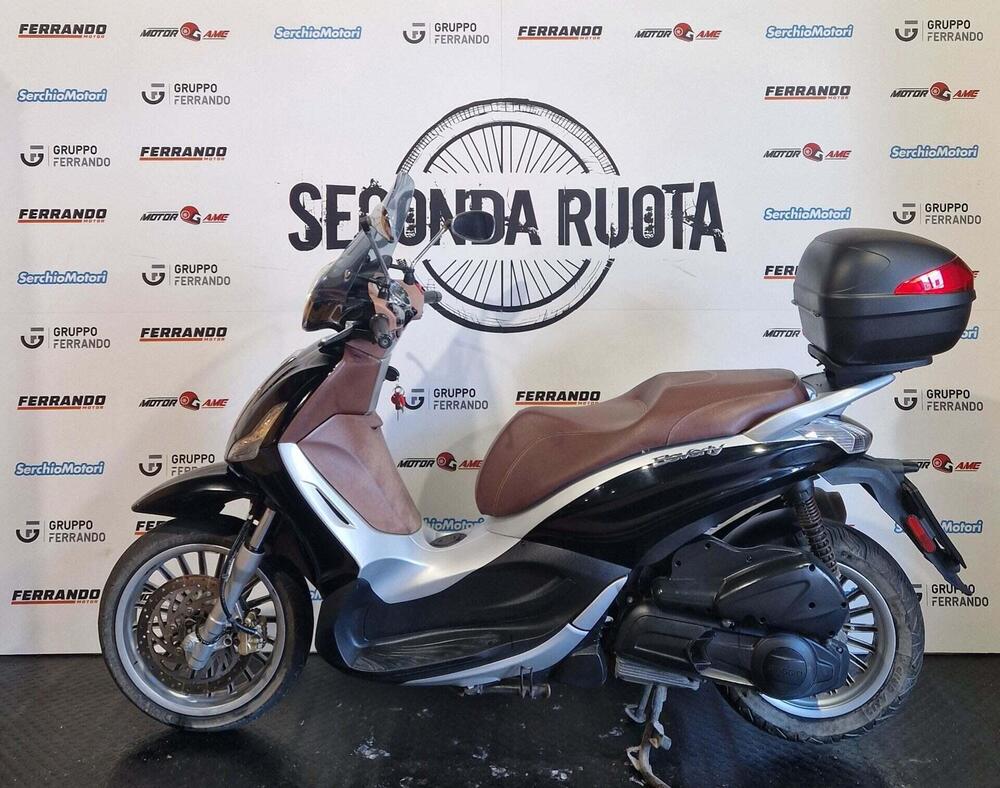 Piaggio Beverly 300 i.e. ABS-ASR (2016 - 20) (2)