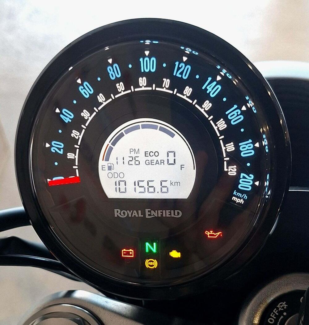 Royal Enfield Super Meteor 650 (2023 - 26) (4)