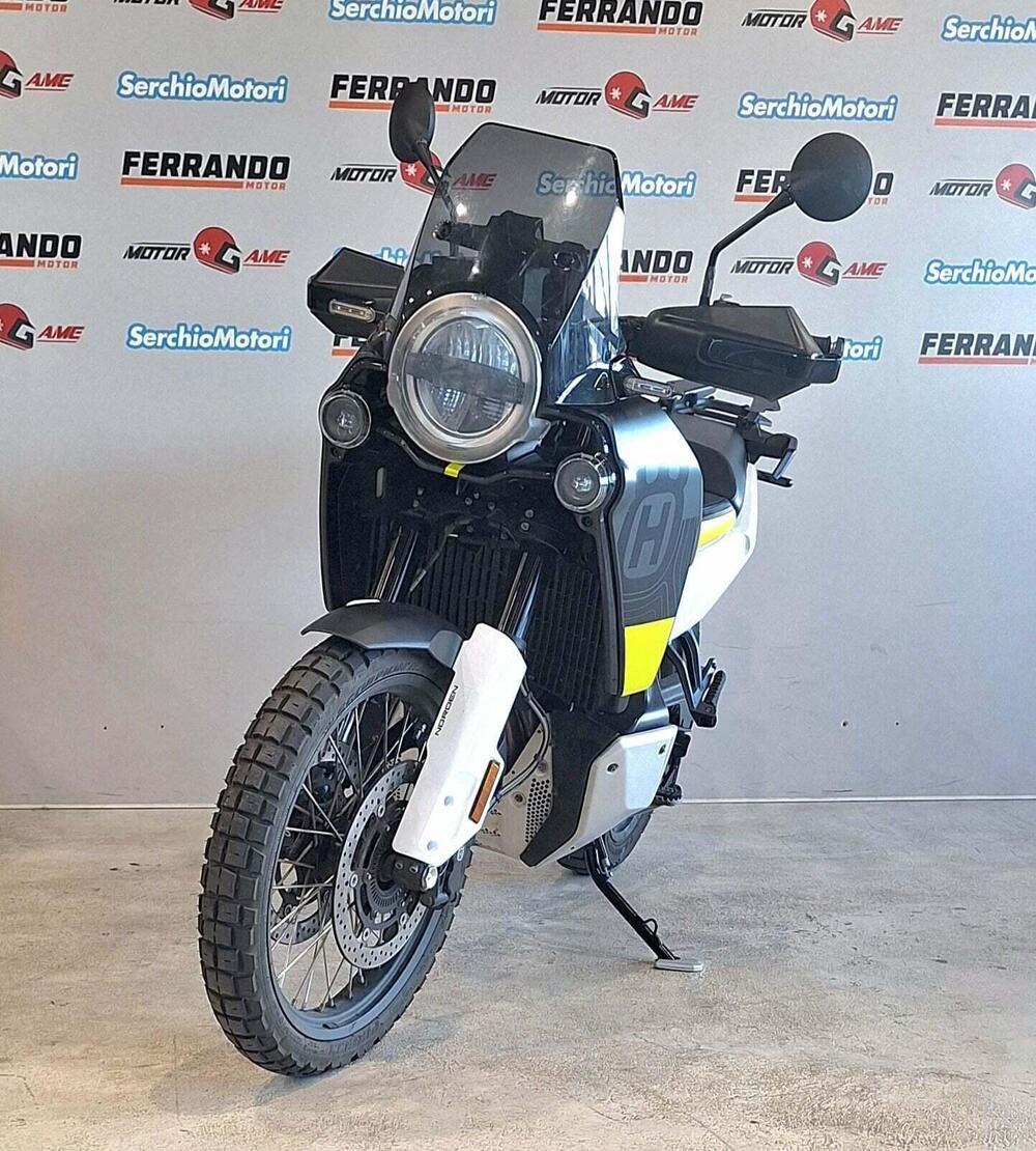 Husqvarna Norden 901 (2022 - 26) (2)