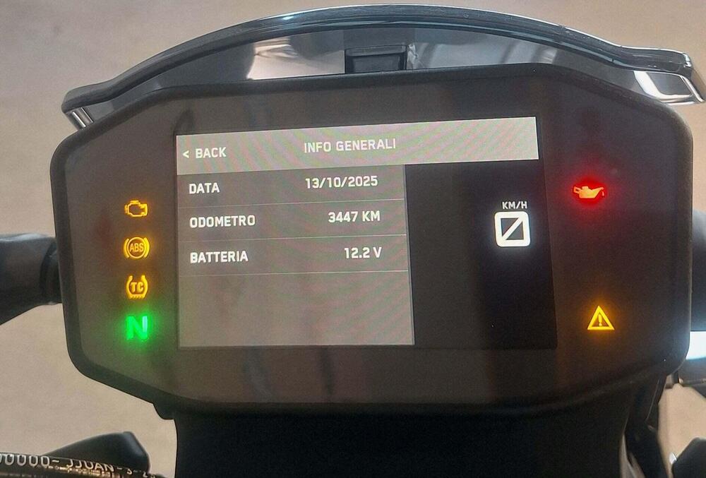 KTM 790 Duke L (2023 - 24) (4)