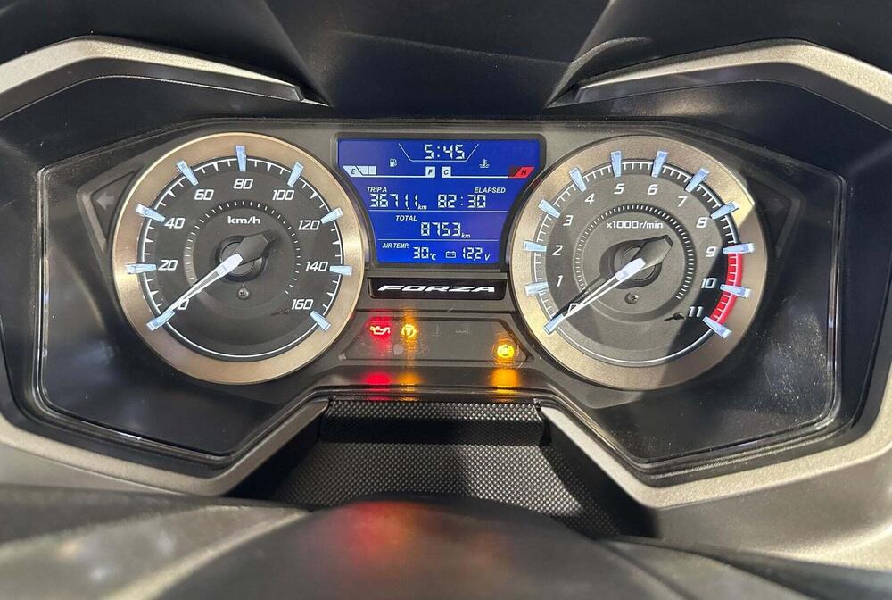 Honda Forza 350 Deluxe (2022 - 24) (5)