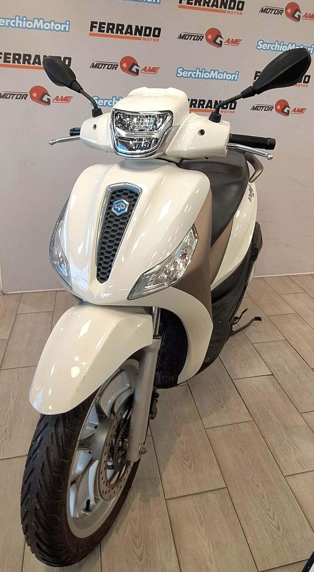 Piaggio Medley 125 ABS (2021 - 24) (3)