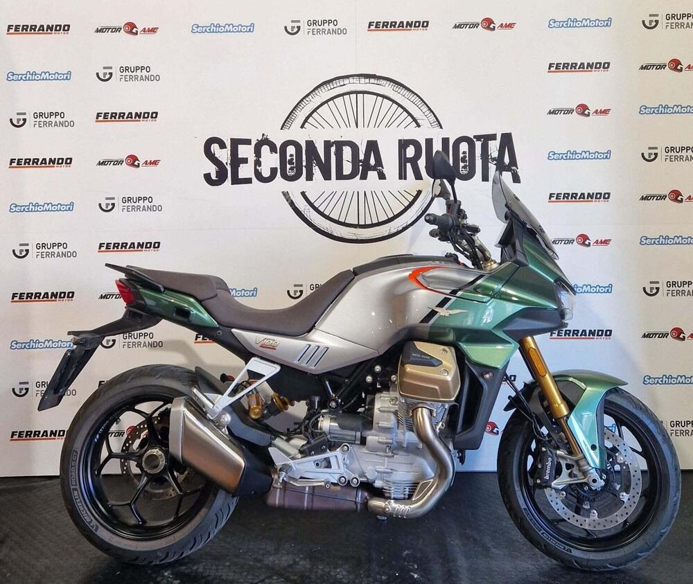 Moto Guzzi V100 Mandello (2022 - 24)