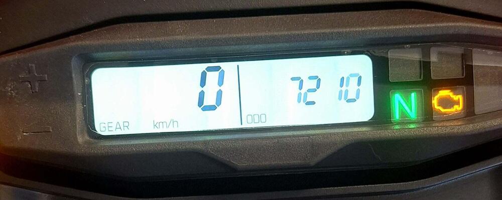 KTM 690 Enduro R (2022 - 25) (4)