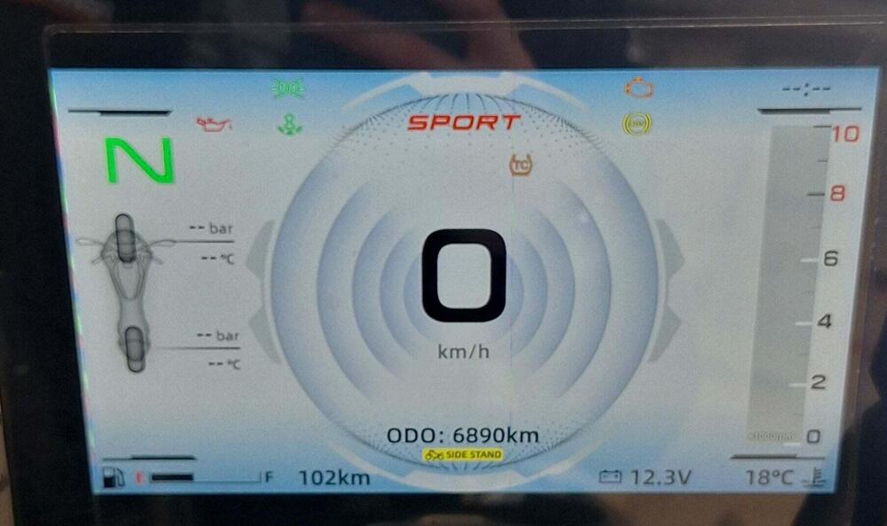 CFMOTO 800MT Explore (2023 - 26) (4)