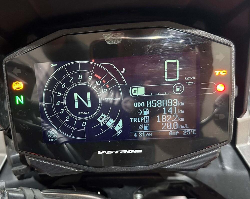 Suzuki V-Strom 1050 (2020 - 21) (5)