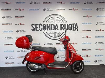 Vespa GTS 300 Super Hpe (2021 - 22) usata