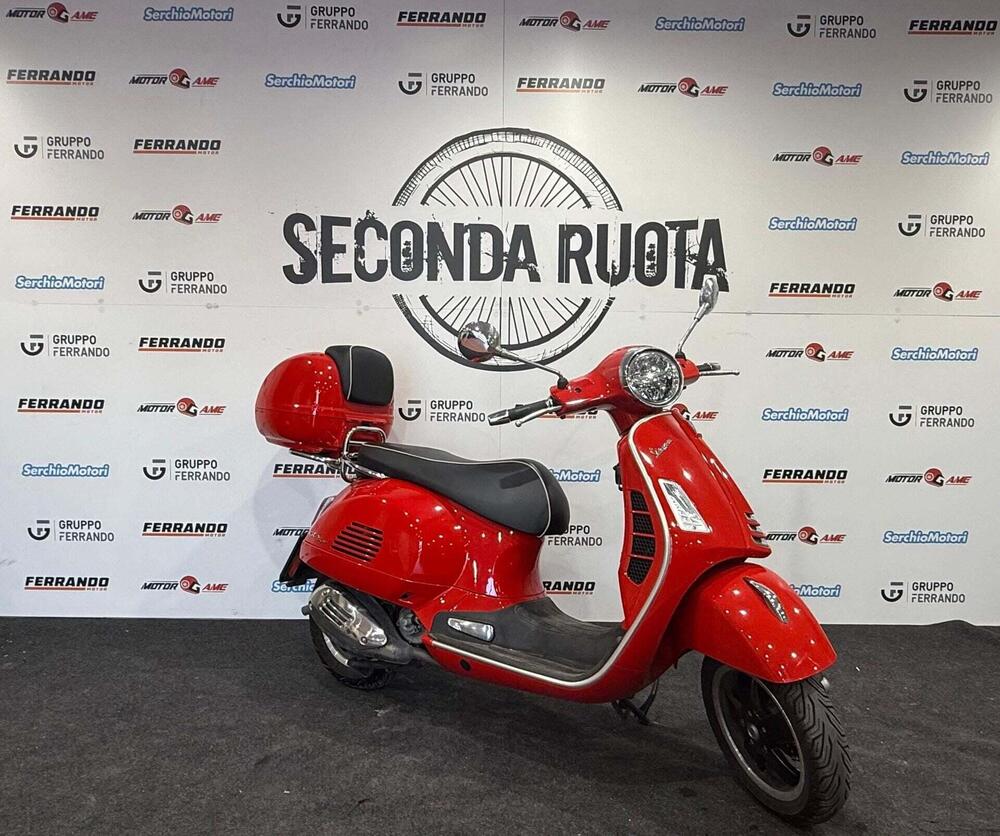 Vespa GTS 300 Super Hpe (2021 - 22) (2)