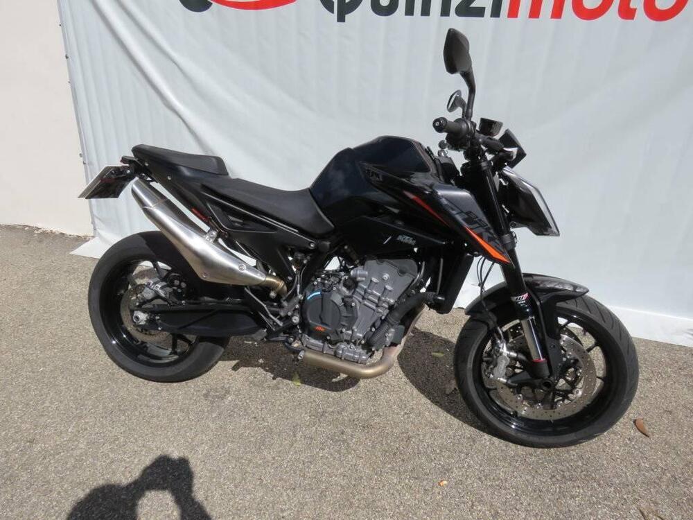 KTM 890 Duke L (2021) (2)