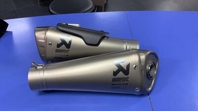 Silenziatori Racing Per Panigale V4/S 2022 - 96482 Ducati