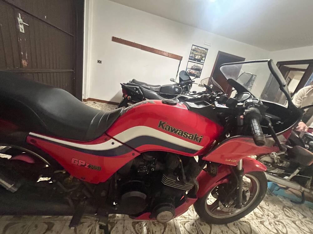 Kawasaki gpz 750 (4)