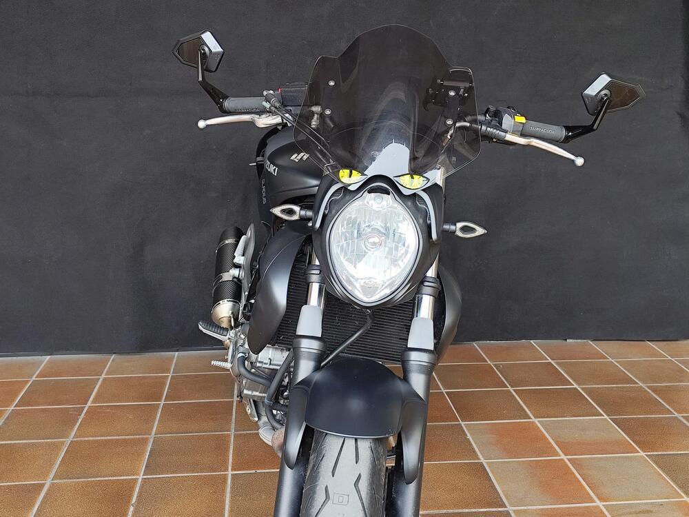 Suzuki Gladius 650 SFV (2009 - 15) (3)