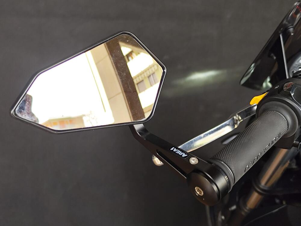 Suzuki Gladius 650 SFV (2009 - 15) (16)