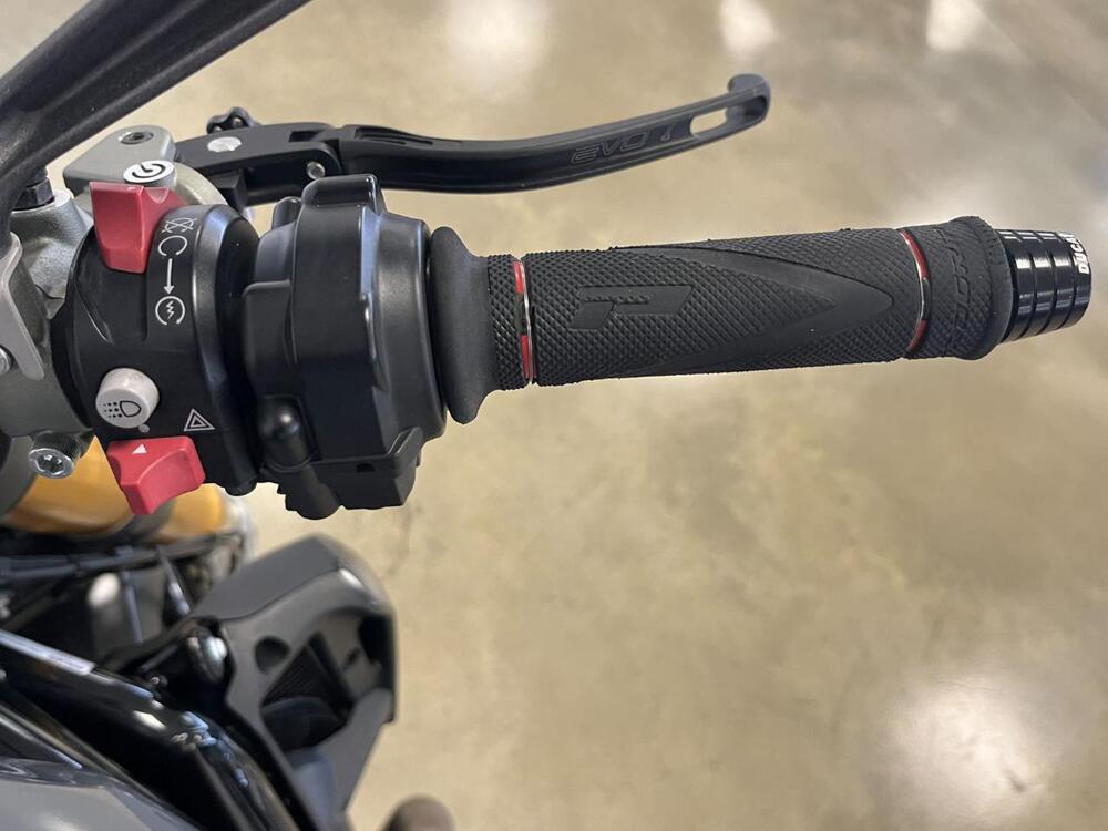 Ducati Monster 1200 S (2017 - 21) (11)