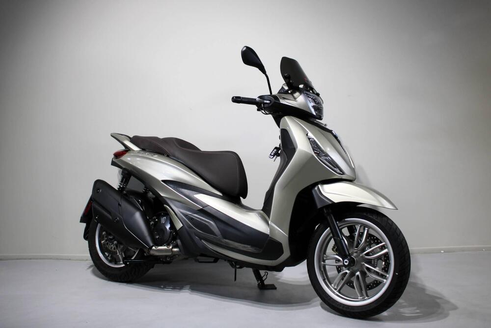 Piaggio Beverly 400 ABS-ASR (2021 - 24) (2)