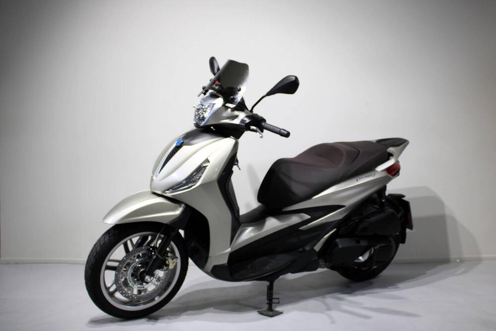 Piaggio Beverly 400 ABS-ASR (2021 - 24) (3)