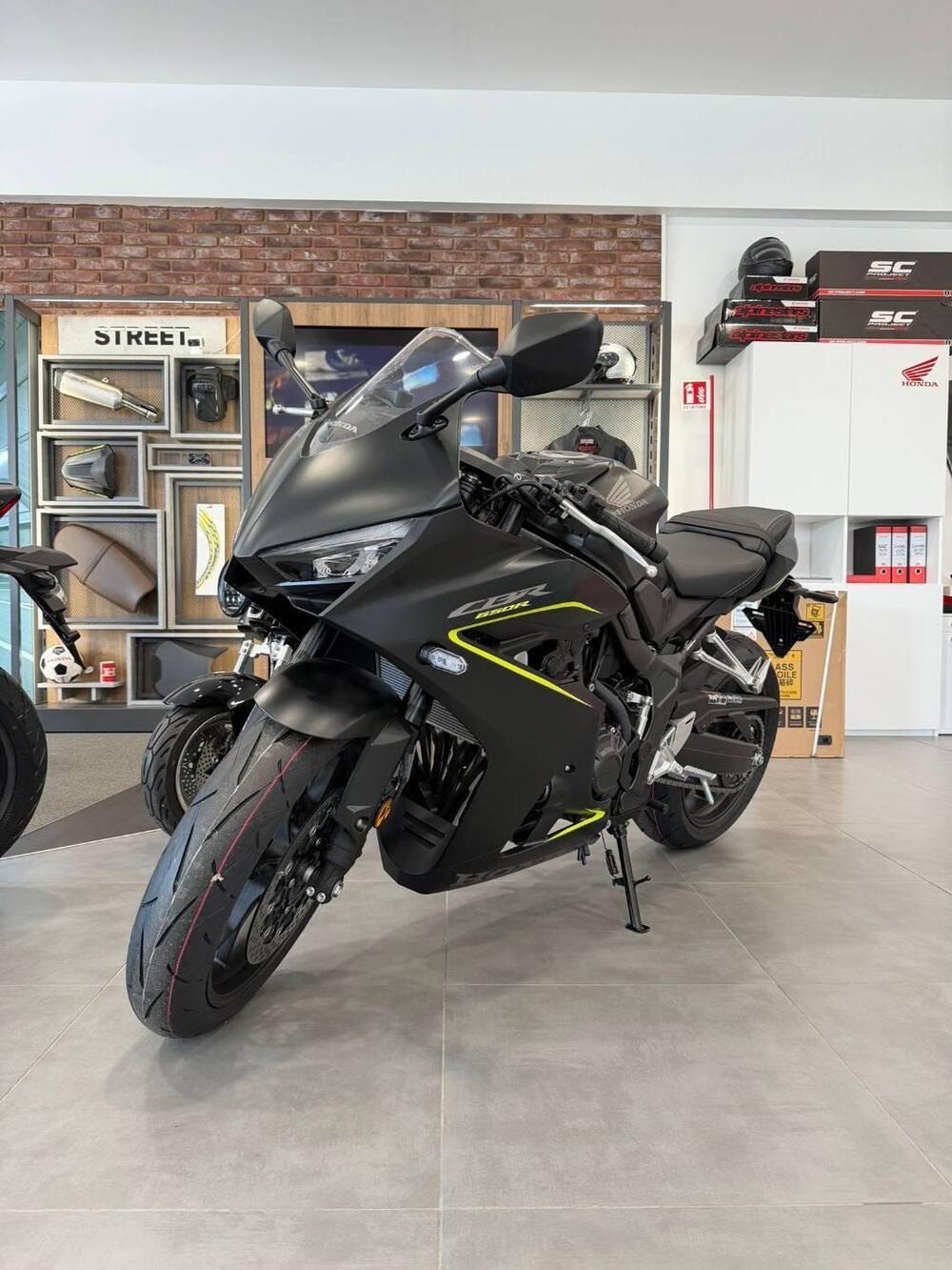 Honda CBR 650 R E-Clutch (2024 - 26)