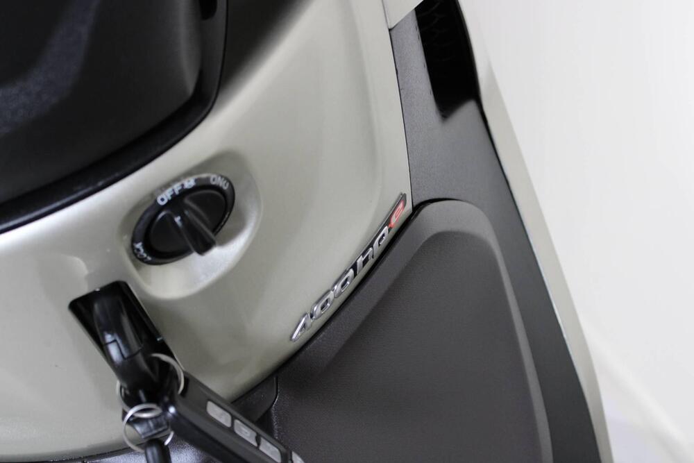 Piaggio Beverly 400 ABS-ASR (2021 - 24) (8)