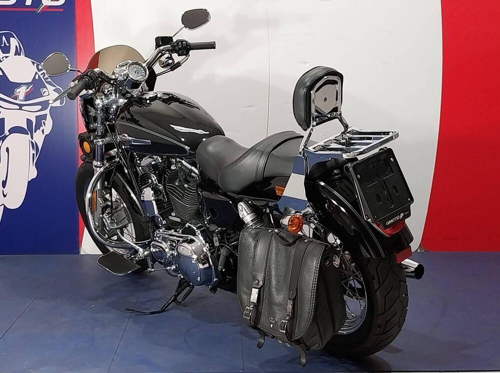 Harley-Davidson 1200 Custom (2017) - XL 1200C (5)