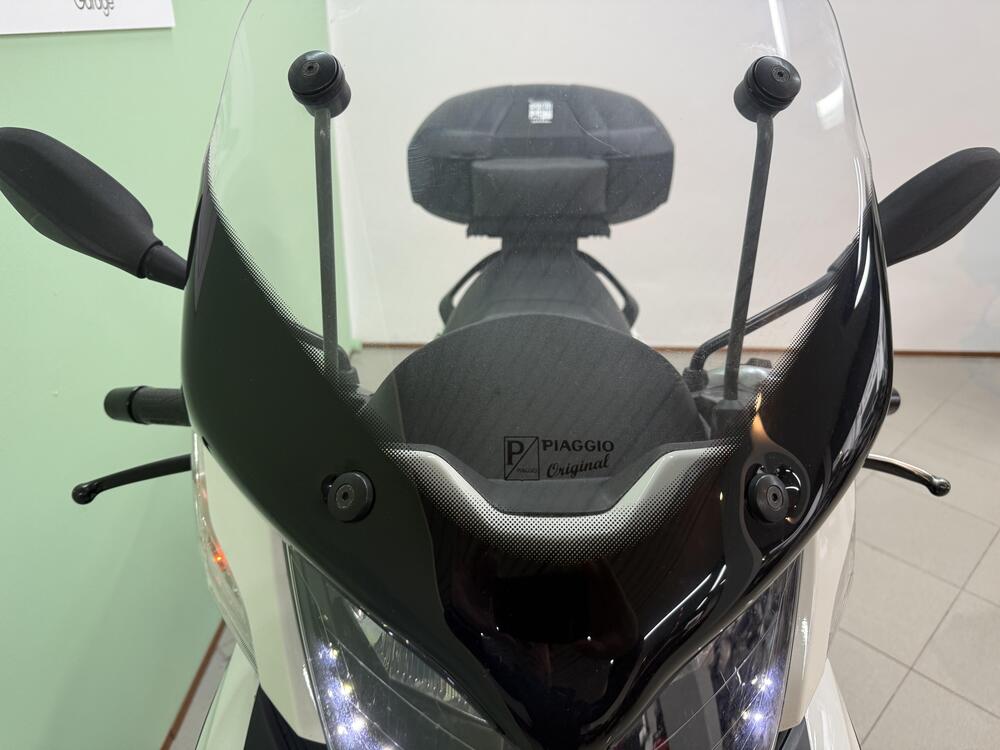 Piaggio Mp3 300 ie Yourban ERL/LT (2011 - 16) (19)