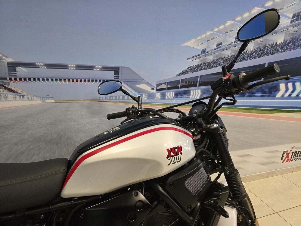 Yamaha XSR 700 XTribute (2022 - 24) (19)
