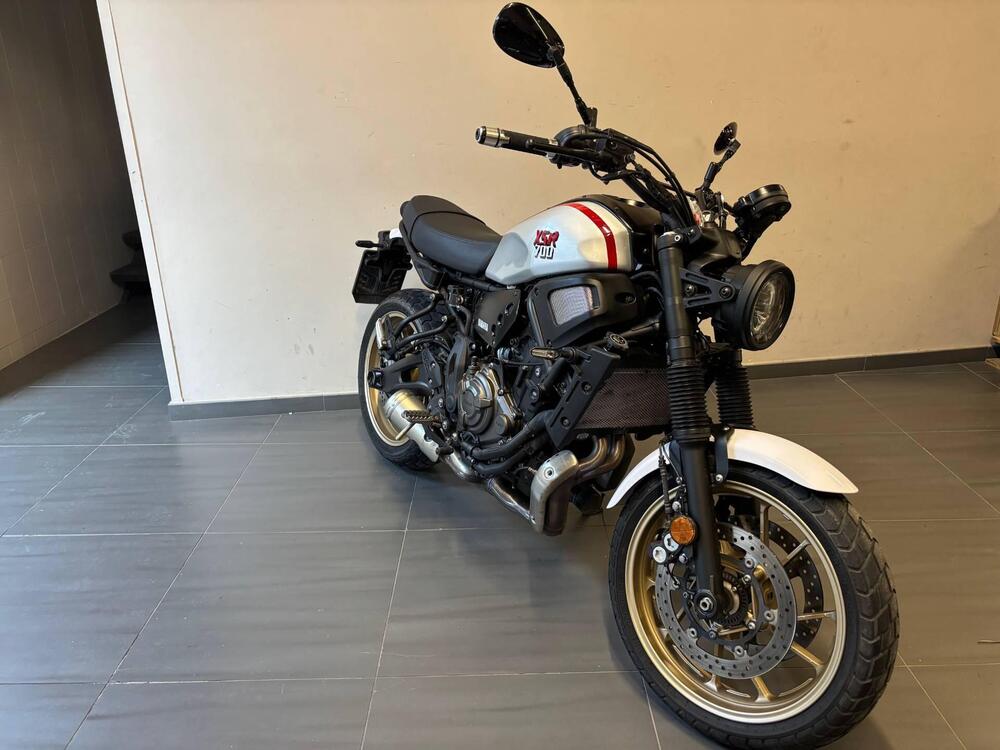 Yamaha XSR 700 XTribute (2022 - 24) (6)
