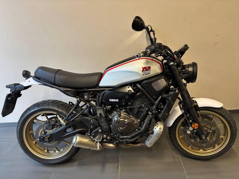 Yamaha XSR 700 XTribute (2022 - 24) (7)
