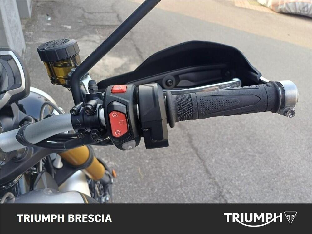 Triumph Scrambler 1200 XE Icon Edition (2025 - 26) (10)