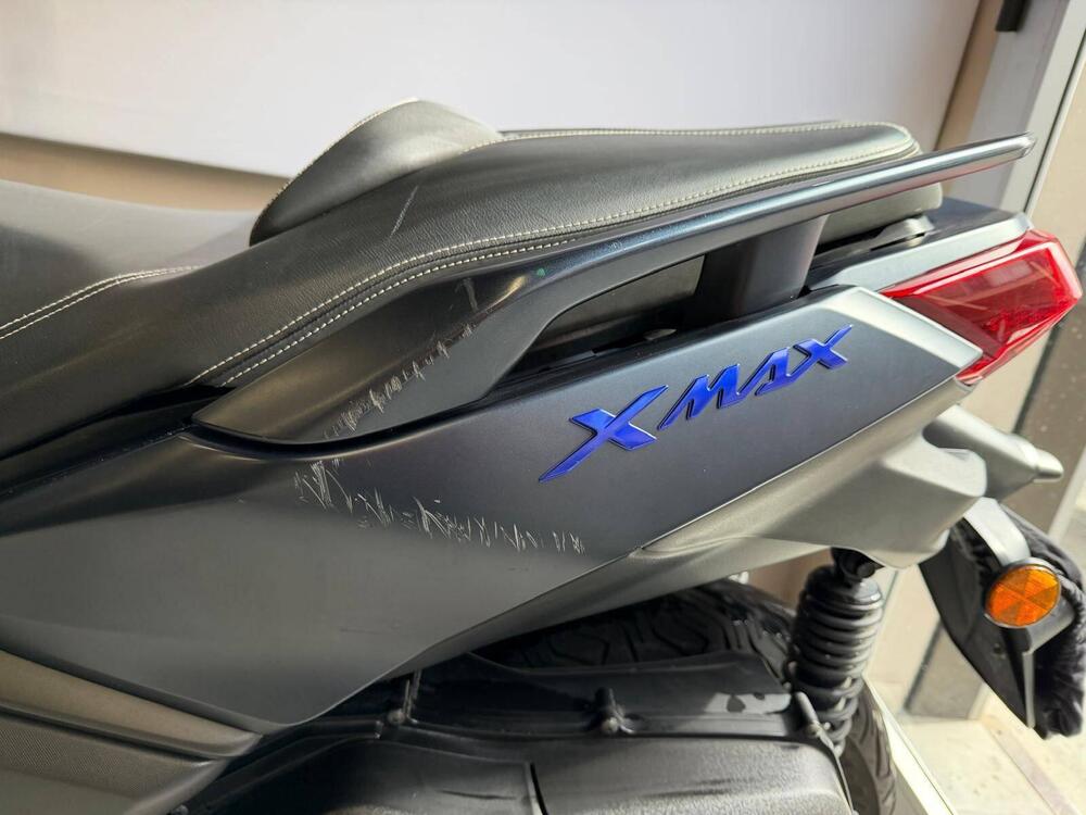 Yamaha X-Max 300 (2021 - 24) (5)