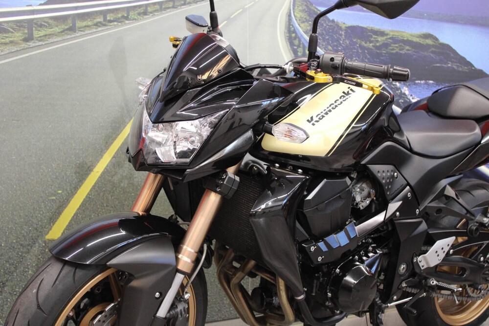 Kawasaki Z 750 R (2011 - 14) (8)