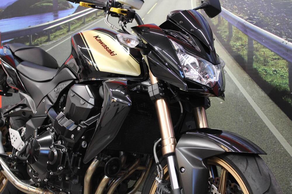 Kawasaki Z 750 R (2011 - 14) (12)