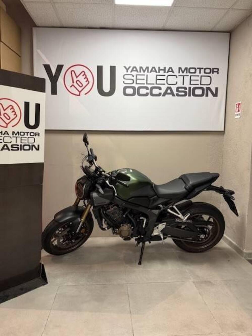 Honda CB 650 R E-Clutch (2024 - 26) (2)