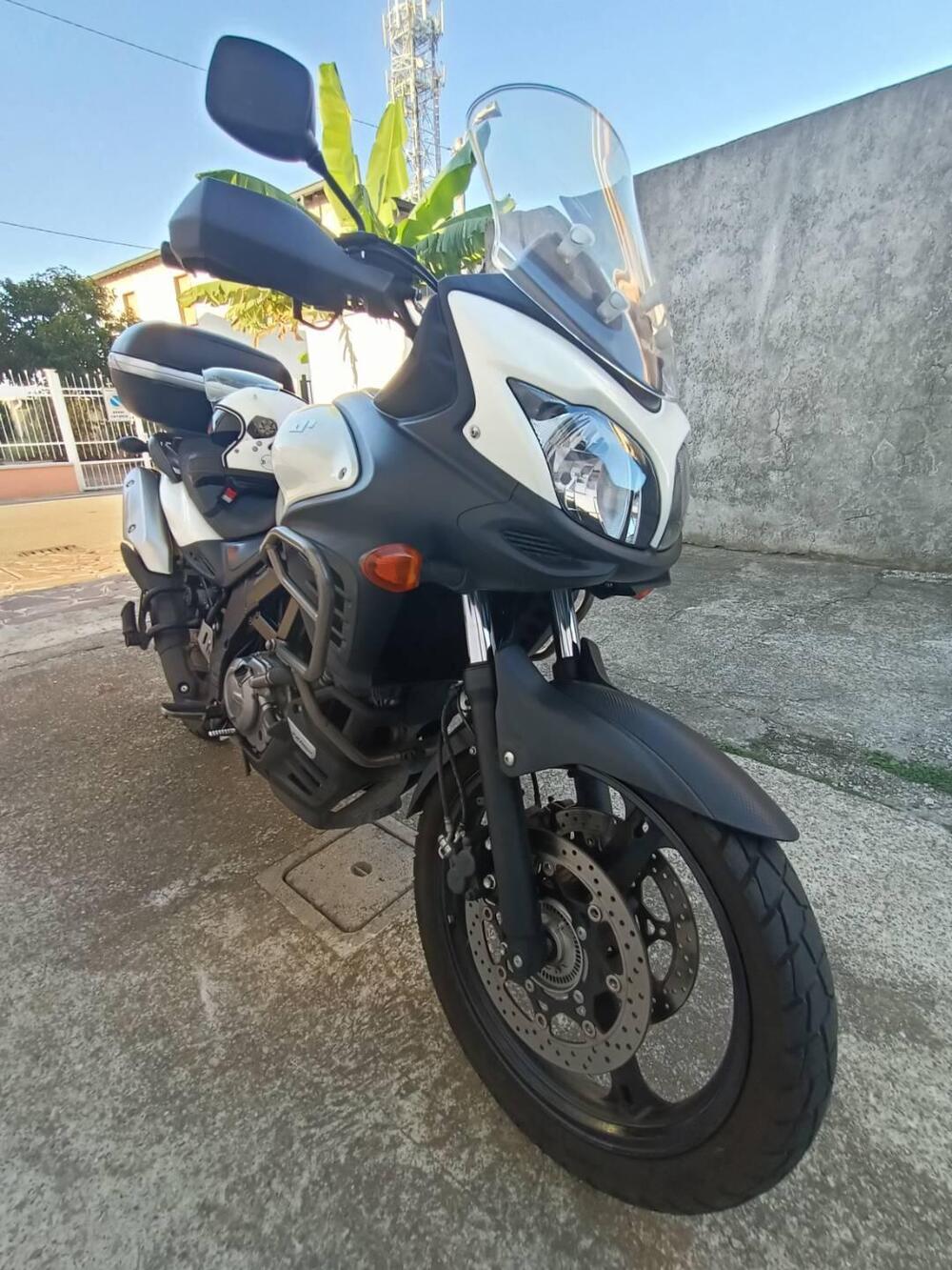 Suzuki V-Strom 650 ABS (2011 - 17) (2)