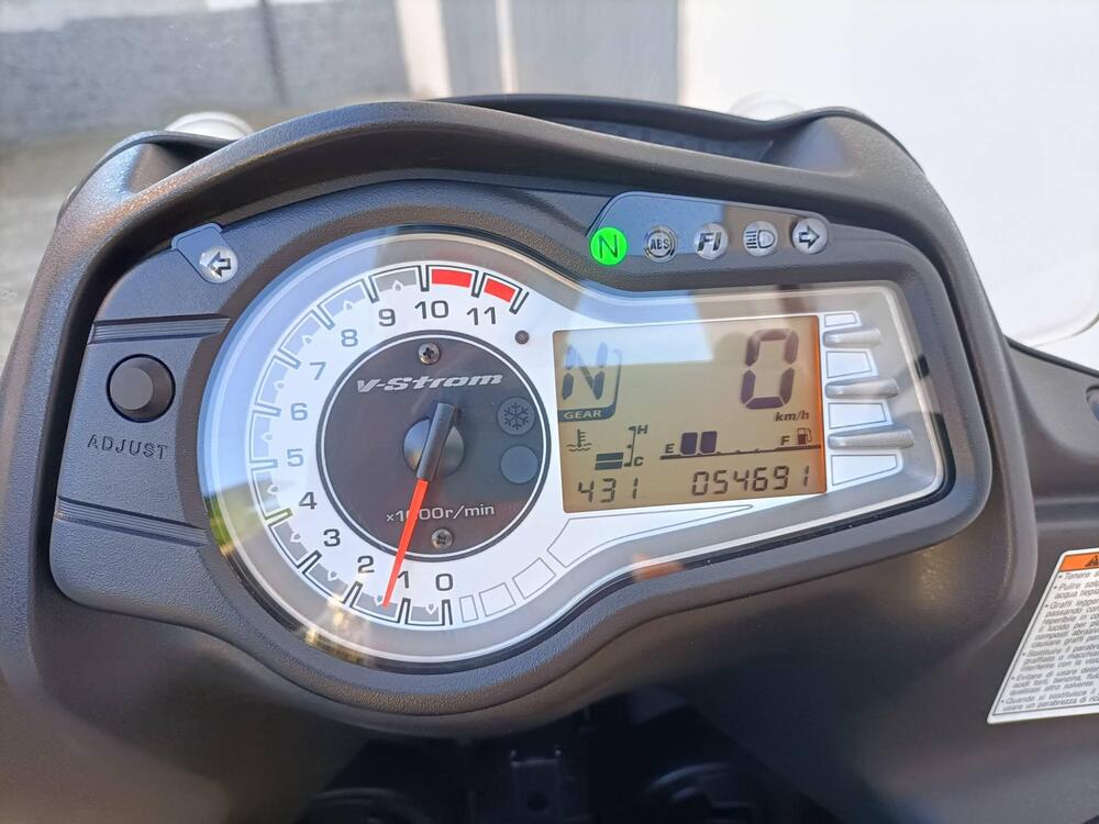 Suzuki V-Strom 650 ABS (2011 - 17) (6)