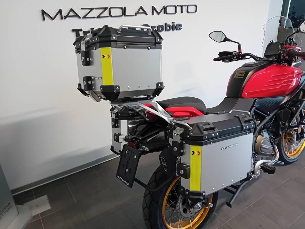 QJ Motor SRT 700 SX (2025 - 26) (2)