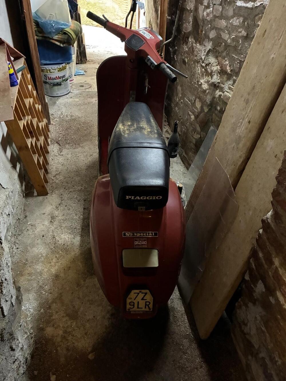 Piaggio VESPA 50 SPECIAL (3)