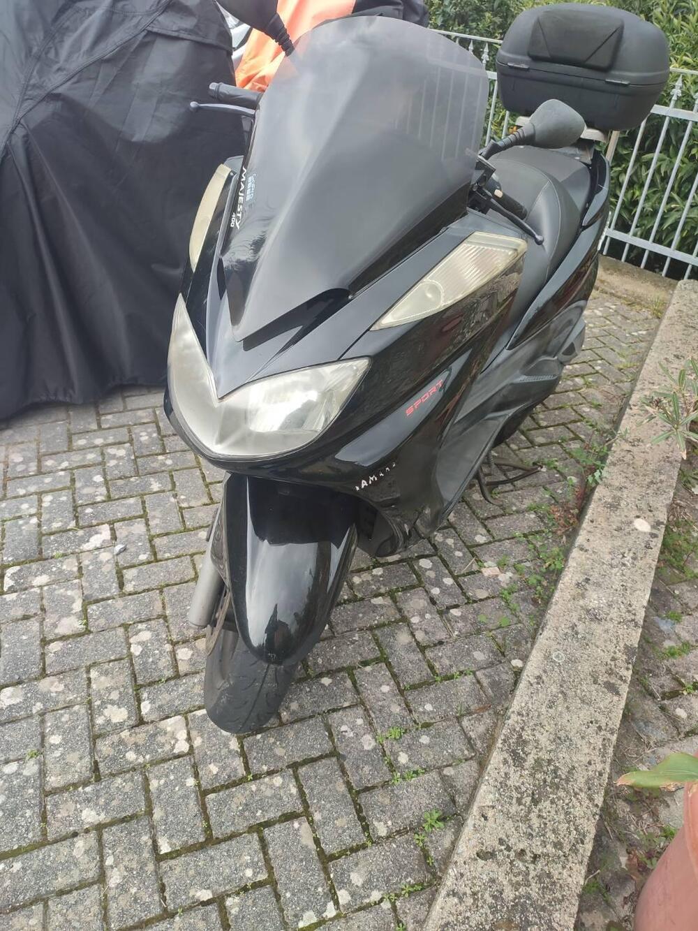 Yamaha Majesty 400 (2004 - 08) (2)