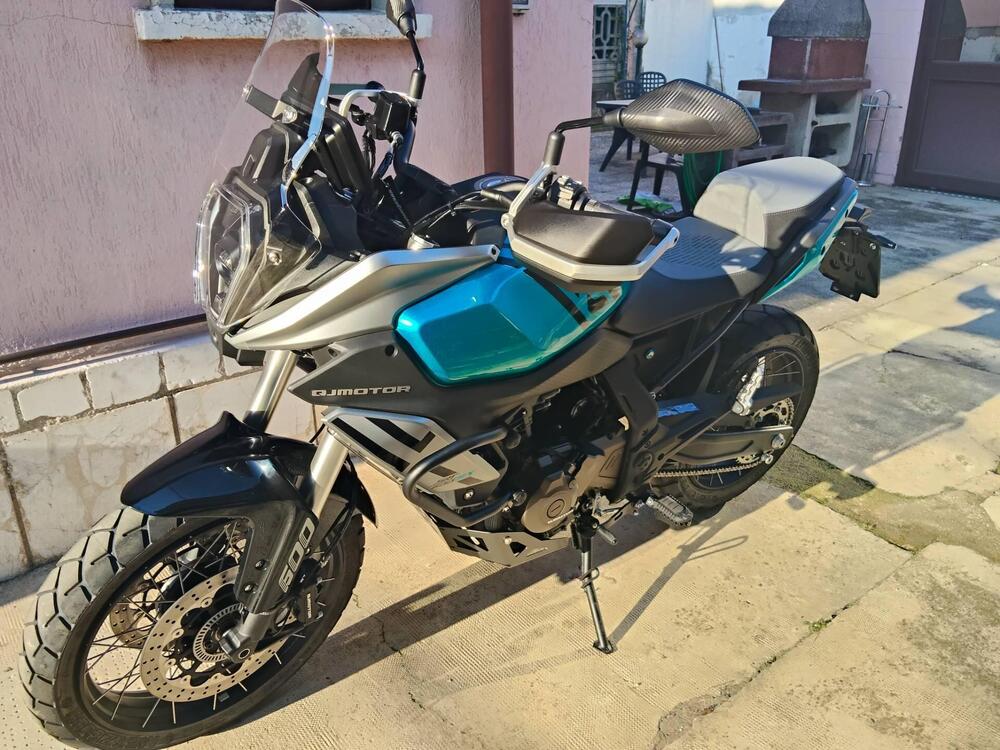 QJ Motor SRT 600 SX (2024 - 26)