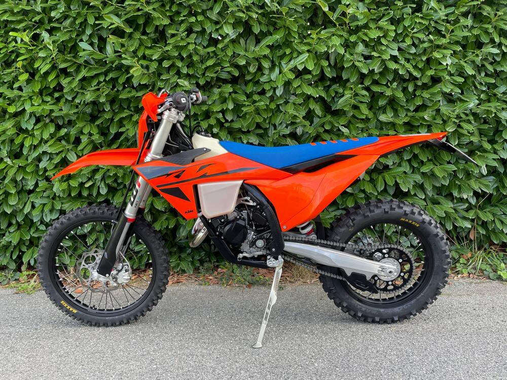 KTM 125 XC-W (2025) (4)
