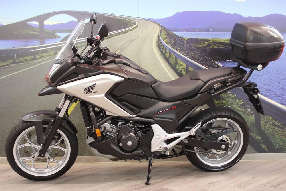 Honda NC 750 X DCT ABS (2016 -17) (6)