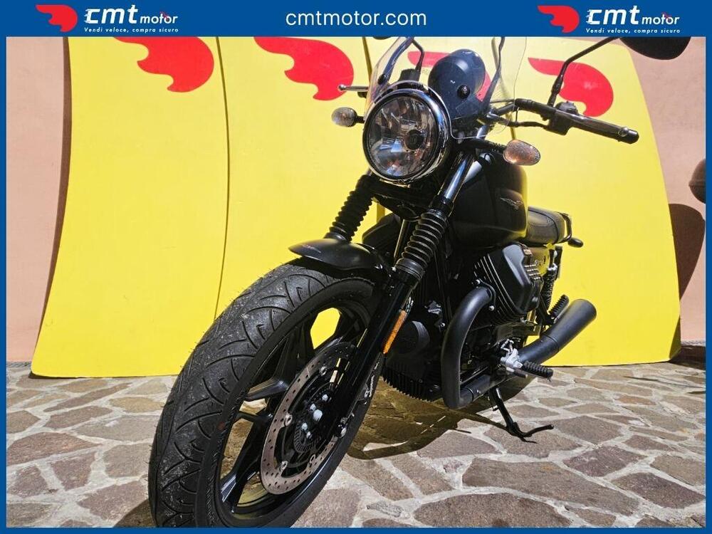 Moto Guzzi V7 III Stone (2017 - 20) (2)