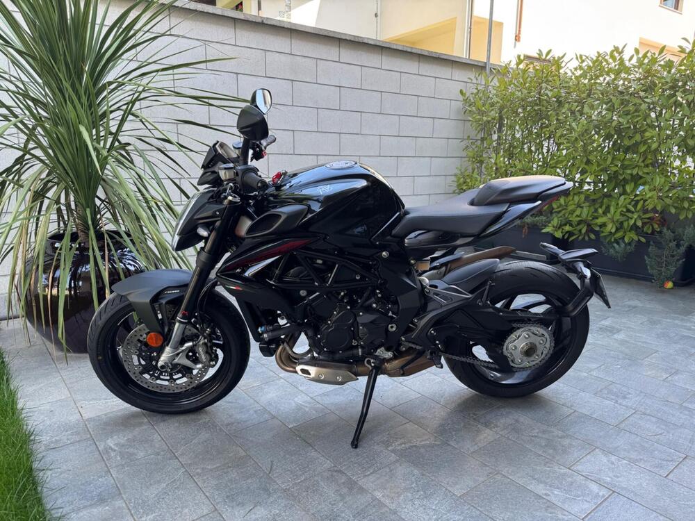 MV Agusta Brutale 800 R (2023 - 25) (6)