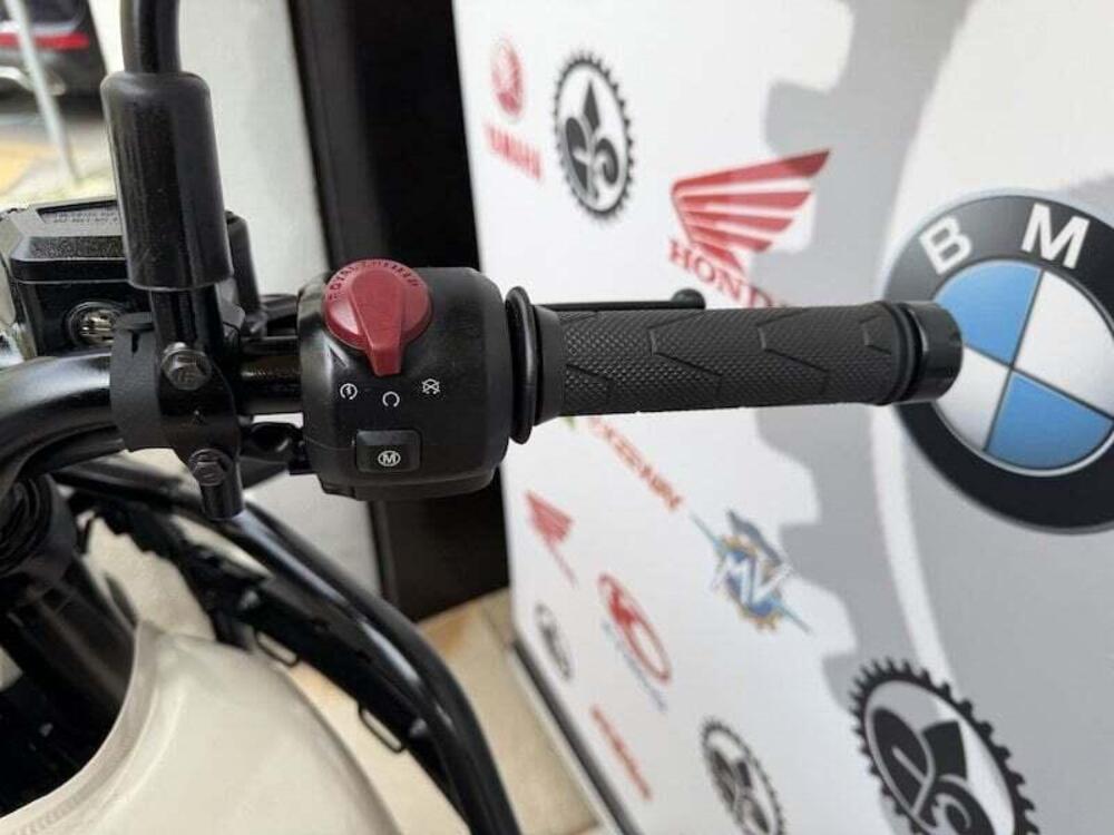 Royal Enfield Himalayan 450 (2024 - 26) (20)