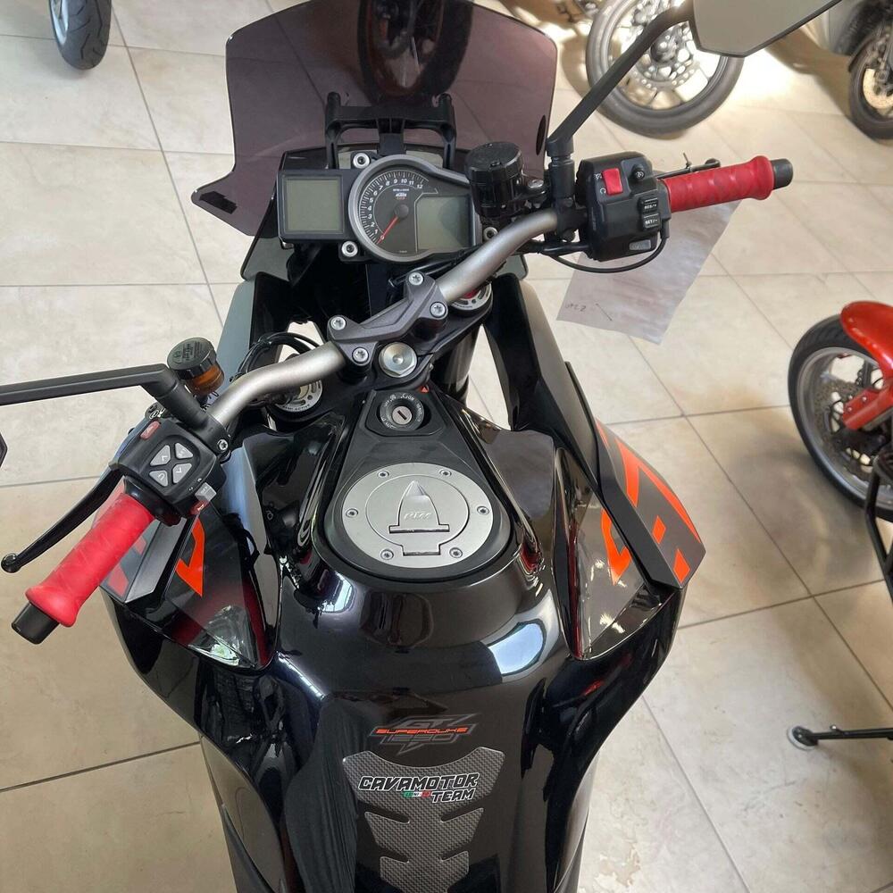 KTM 1290 Super Duke GT ABS (2016 - 18) (3)