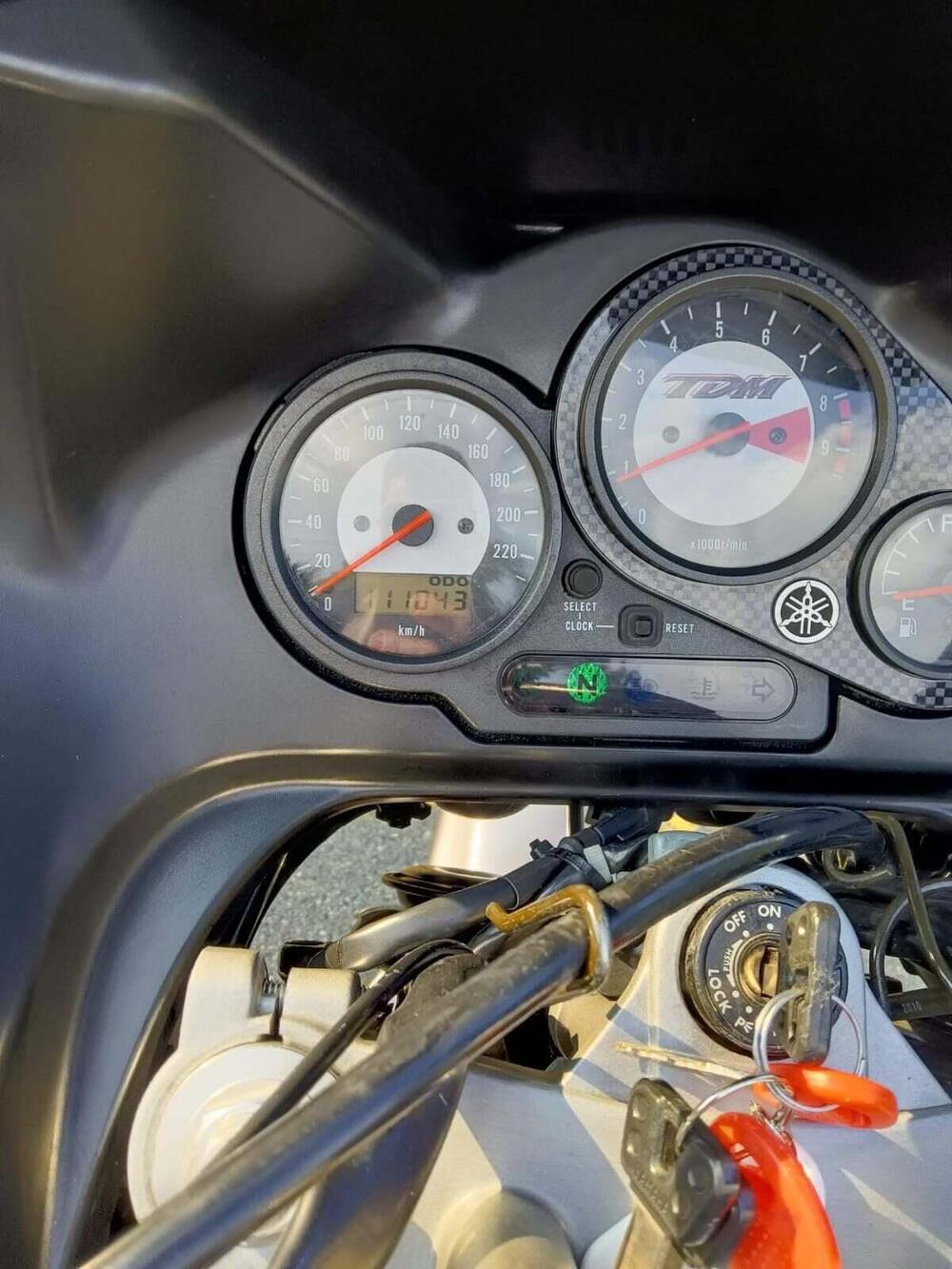 Yamaha TDM 850 (1996 - 01) (2)