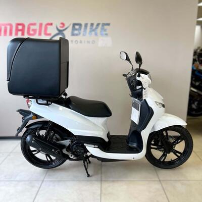 Peugeot Tweet 125i Cargo (2022 - 25) nuova