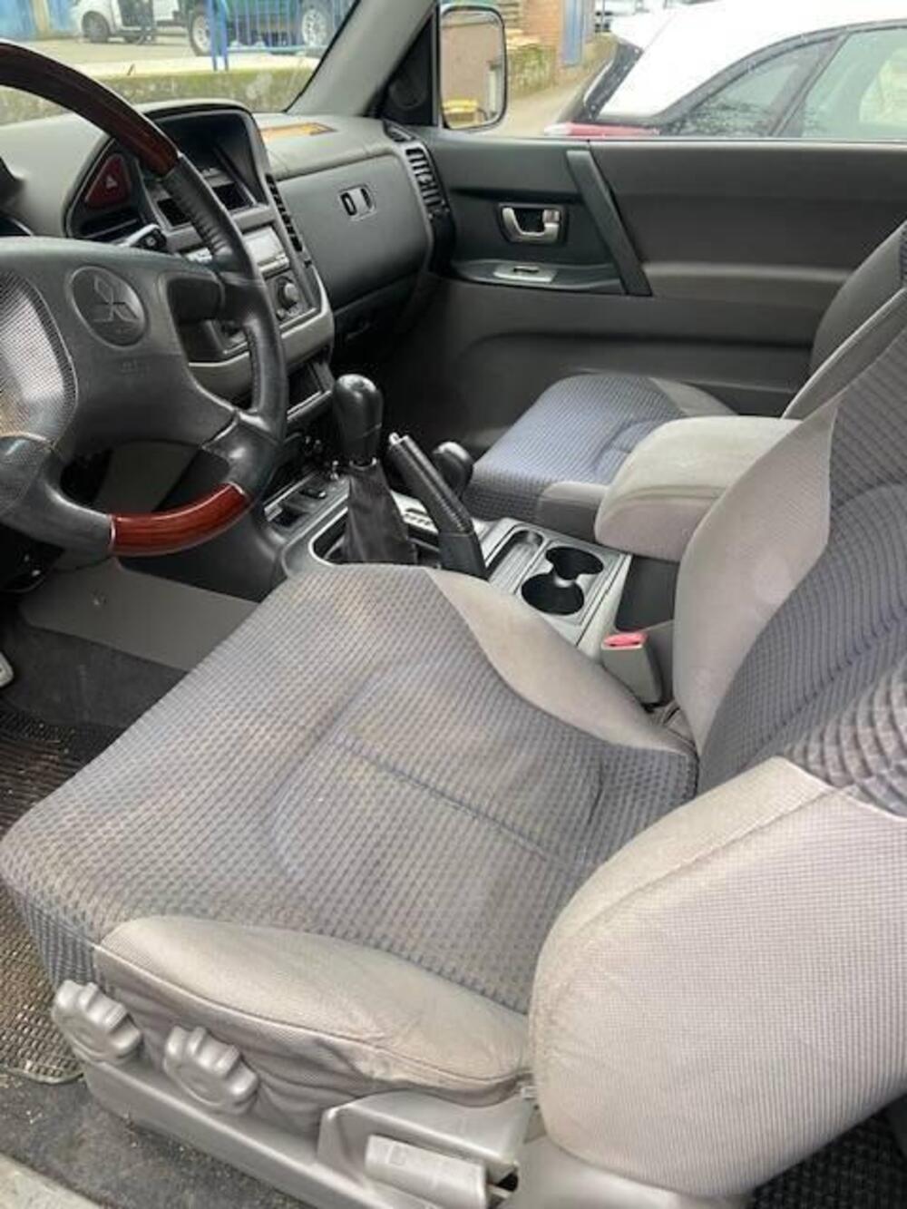 Mitsubishi Pajero usata a Bologna (5)