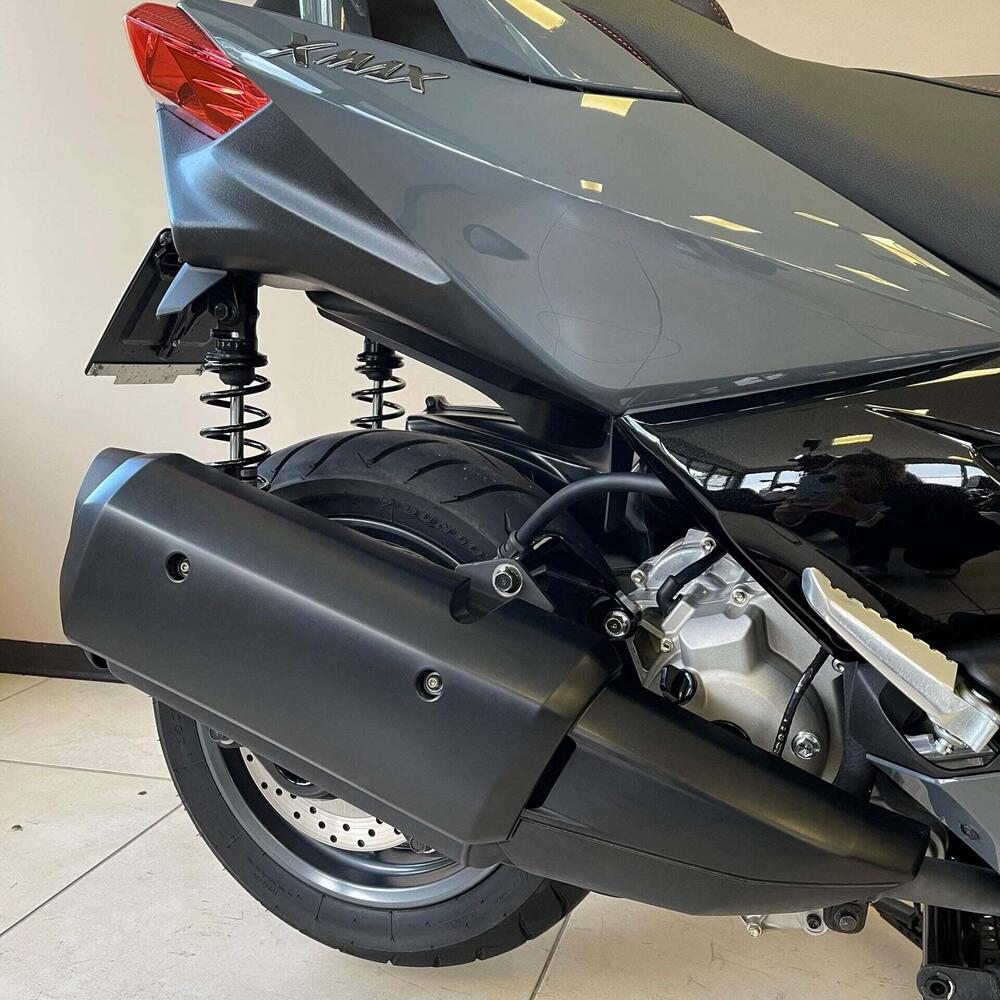 Yamaha X-Max 300 Tech Max (2021 - 24) (6)