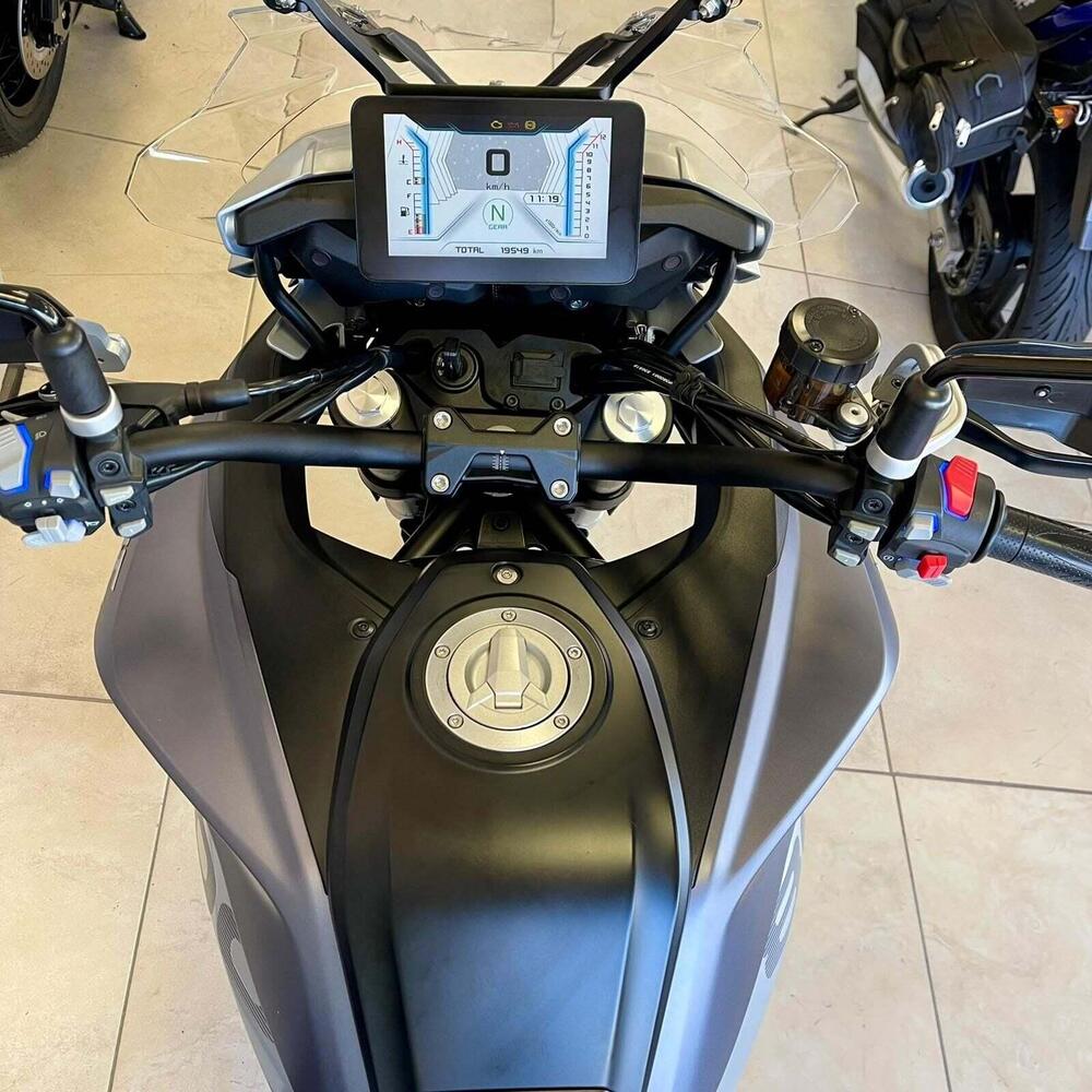 QJ Motor SRT 800 X (2023 - 24) (3)