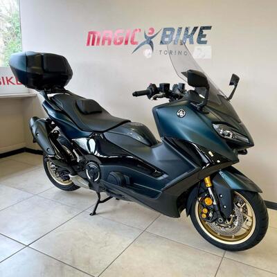 Yamaha T-Max 560 Tech Max (2022 - 24) usata